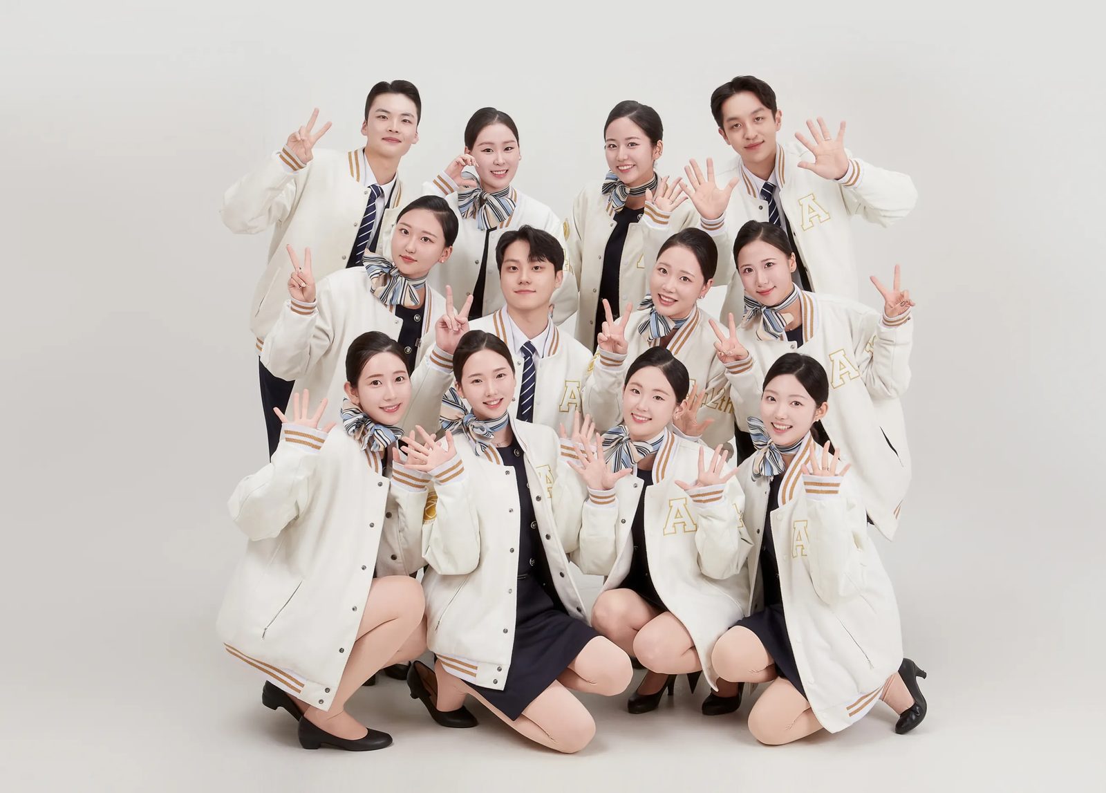 충주 경찰공무원 단체사진 여학생 - 연수동사진관